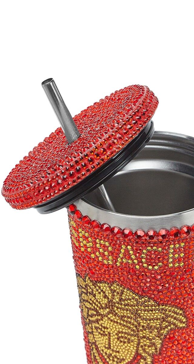 Copo Medusa em alumínio revestido a cristais, € 850, Versace