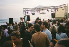 Há um novo festival na Costa da Caparica