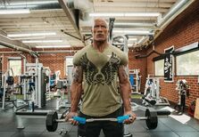 Conseguiria fazer este treino de pernas de Dwayne Johnson, o The Rock?