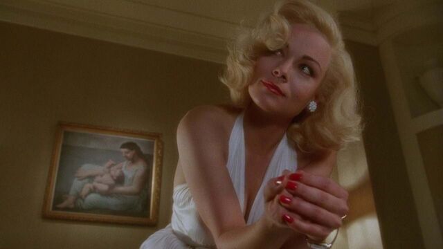 Theresa Russell em "Uma Noite Inesquecível" (1985)