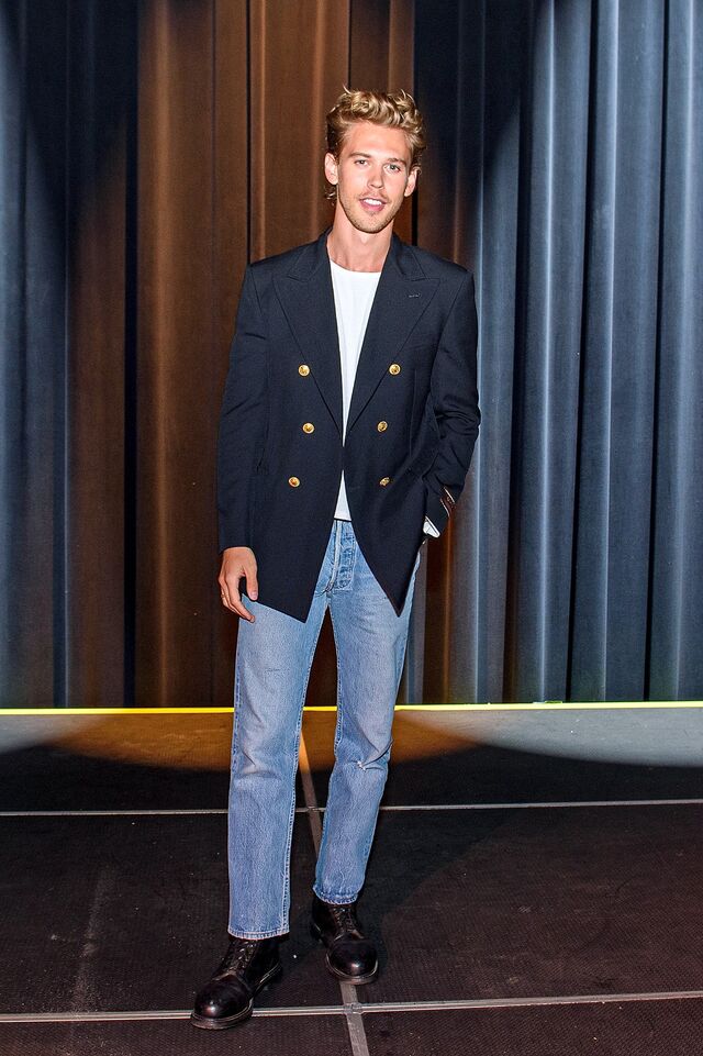 Com blazer Gucci na SiriusXM Town Hall com o elenco do filme Elvis em Memphis, Tennesse