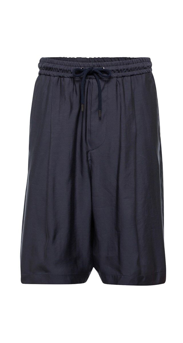 Calções em seda, € 650, Giorgio Armani