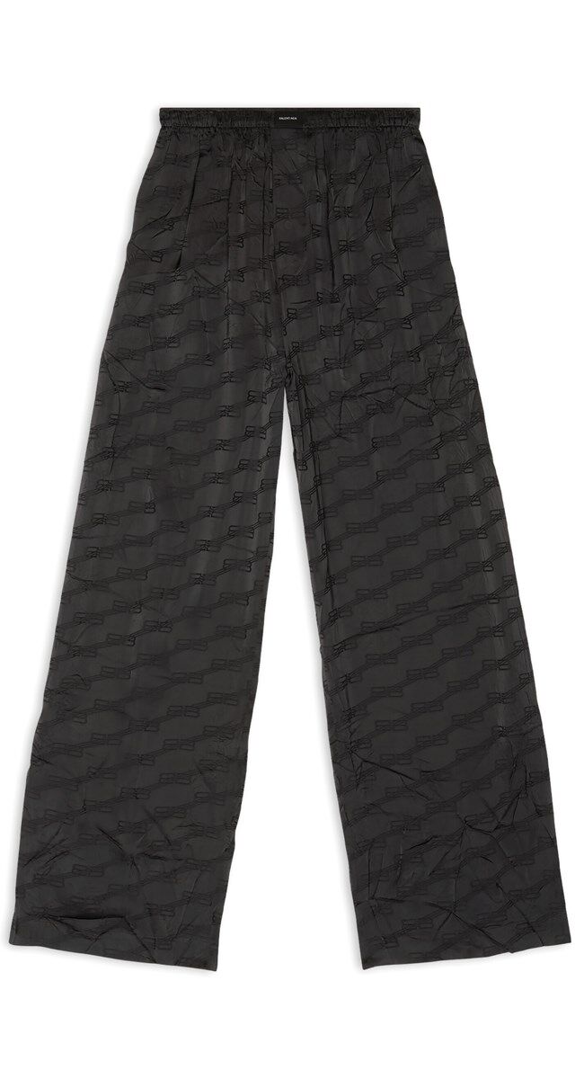 Calças em cetim jaquard, € 1150, Balenciaga