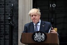 Boris Johnson: a carreira do quebra-regras sempre-em-pé, cuja sorte finalmente se esgotou