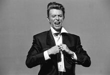 Moonage Daydream: David Bowie narra documentário biográfico