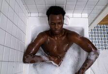 Duches de água fria. Benéficos para a saúde ou mito urbano?