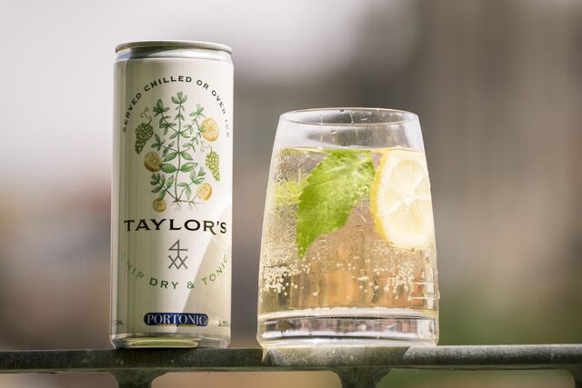 Taylor’s Chip Dry & Tonic