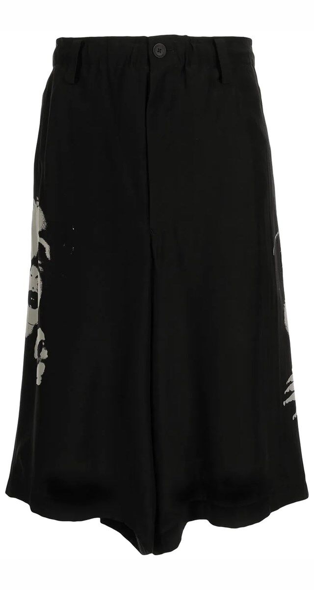 Saia em seda estampada, €2294, Yohji Yamamoto