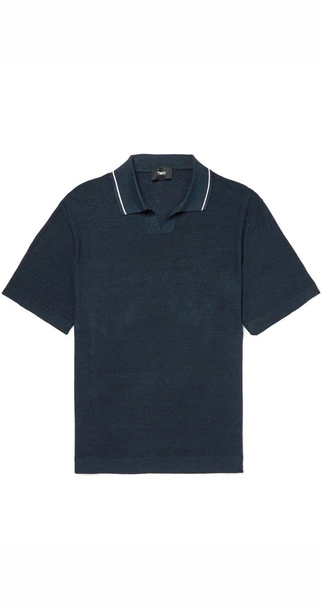 Polo em malha piquet de linho, €170, Theory
