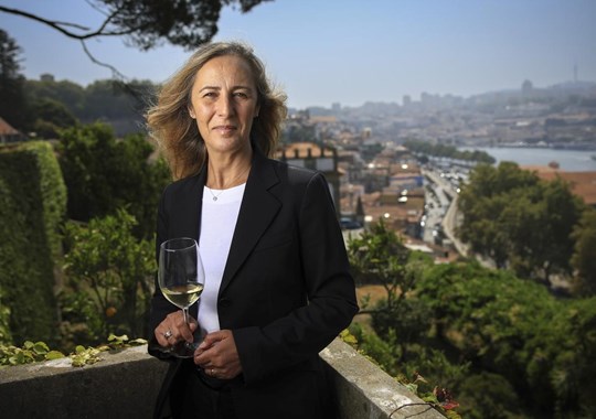 Dora Simões, a revelação no mundo dos vinhos verdes