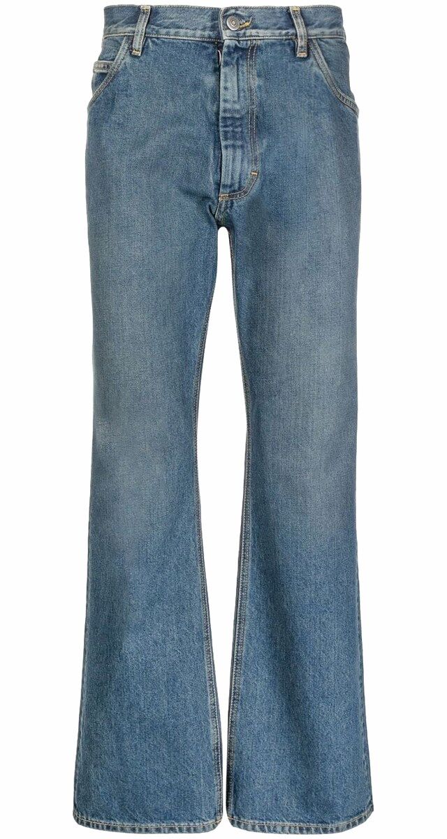 Calças de ganga, €475, Maison Margiela
