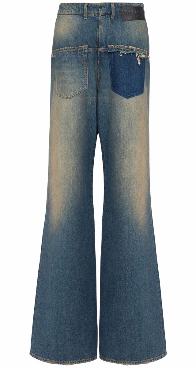 Calças de ganga, €950, Balmain