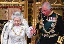 O que vai o rei Carlos III herdar de Isabel II? 