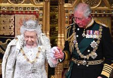 O que vai o rei Carlos III herdar de Isabel II?