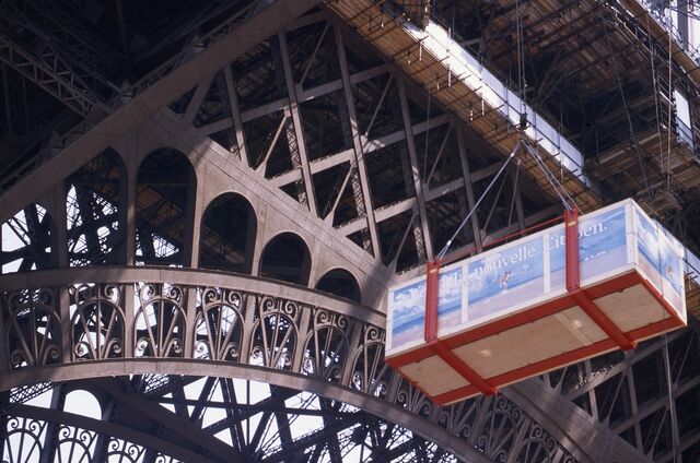 Apresentação a 23 de setembro de 1982, em Paris
