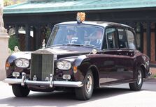 O carro mais especial da coleção vintage herdada pelo rei Carlos III
