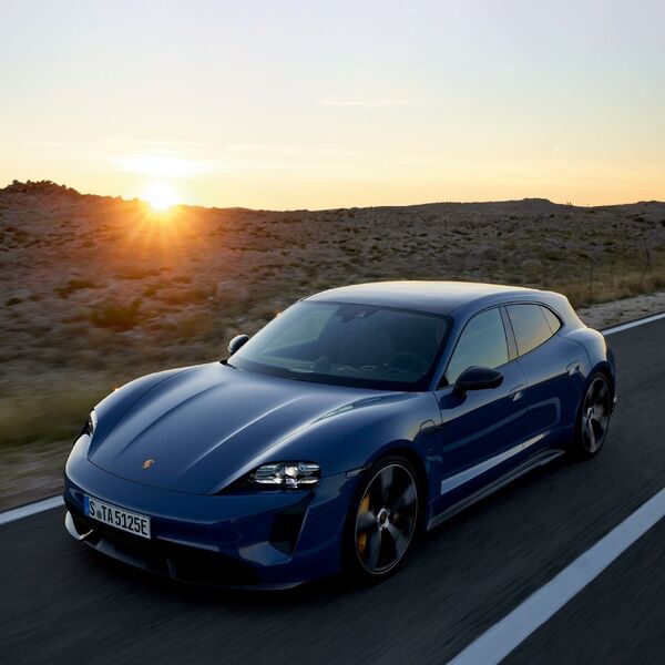 Porsche Taycan: alma elétrica, estilo inconfundível