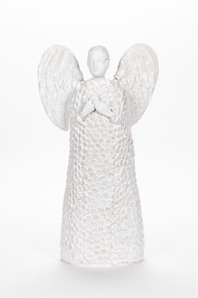 Uma das quatro estatuetas Graças