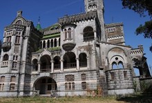 Histórias fascinantes de edifícios abandonados em Portugal