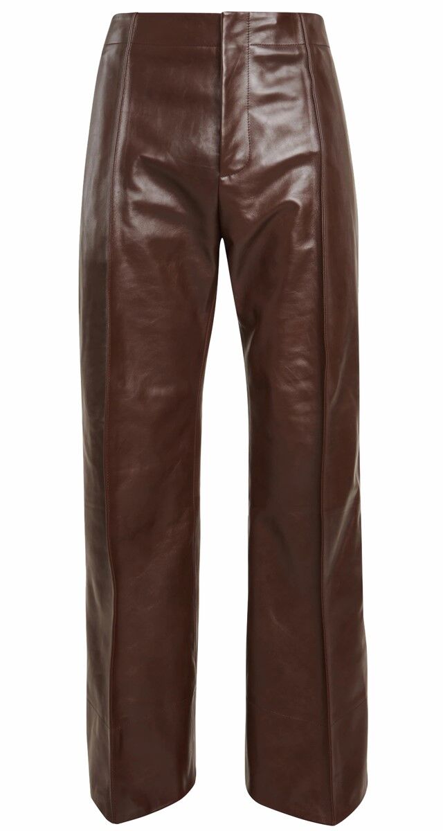 Calças em pele, €4300, Bottega Veneta.