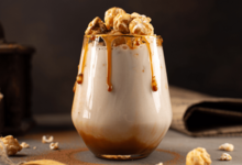 Receita com Carolans. Milkshake e cocktail de caramelo salgado