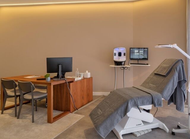 O Longevity Health & Wellness Hotel oferece um leque vasto de especialidades médicas.
