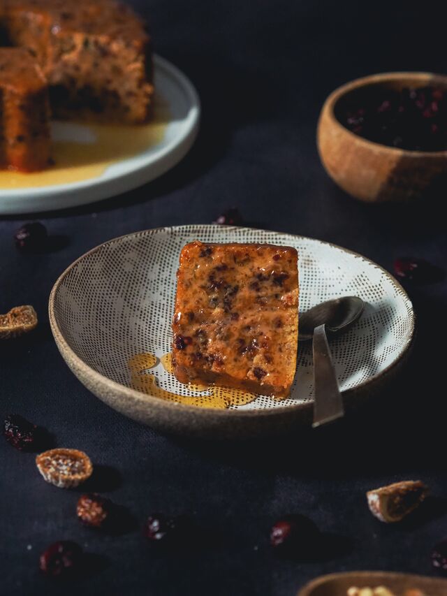 Pudim de frutos secos.