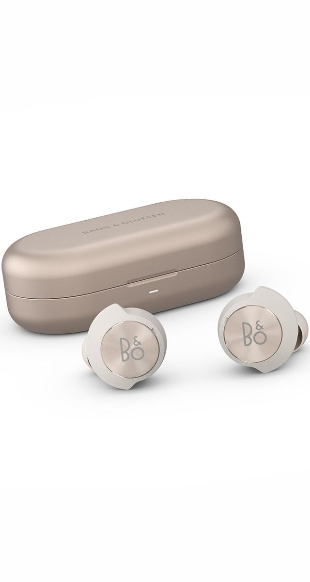 Earplugs Beoplay EQ, €299, Bang & Olufsen.
