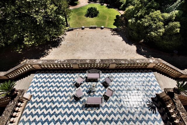 A Villa Tasca, em Palermo, que Daphne alugou sem Harper saber, existe mesmo, fica a 4h de Noto.