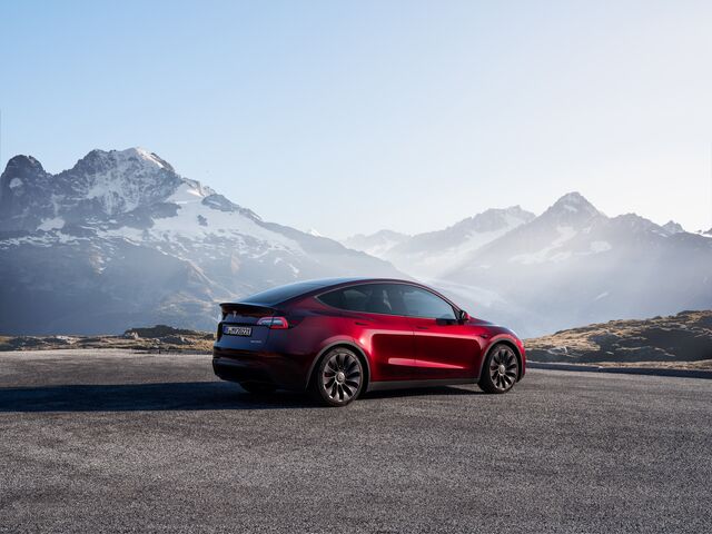 Tesla Model Y.
