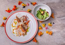 Mercado da Vila: o restaurante açoriano que reúne 4 cozinhas num só teto