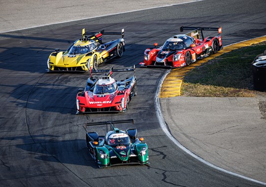 Liguem os motores! Vão começar as 24 horas de Daytona