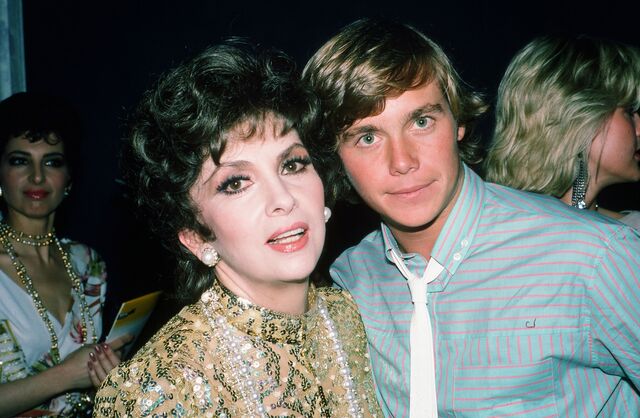 Com o ator Christopher Atkins em ova Iorque, 1984. 