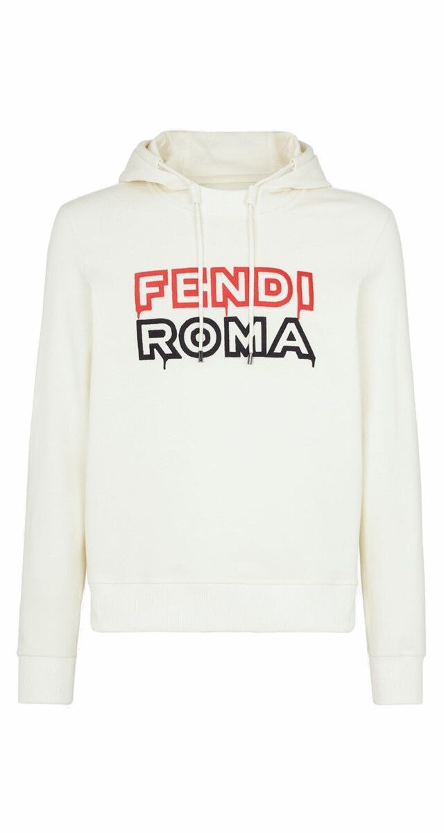 Sweatshirt em algodão bordado, coleção cápsula Lunar New Year Fendi Roma by Marc Jacobs, €980, Fendi.
