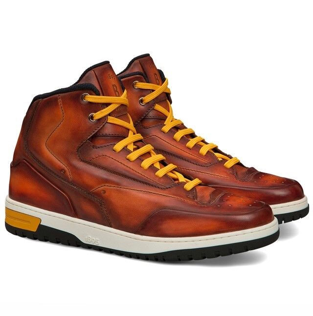 Ténis Playoff em pele, €1750, Berluti.