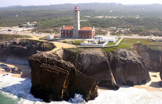 Farol do Penedo da Saudade.