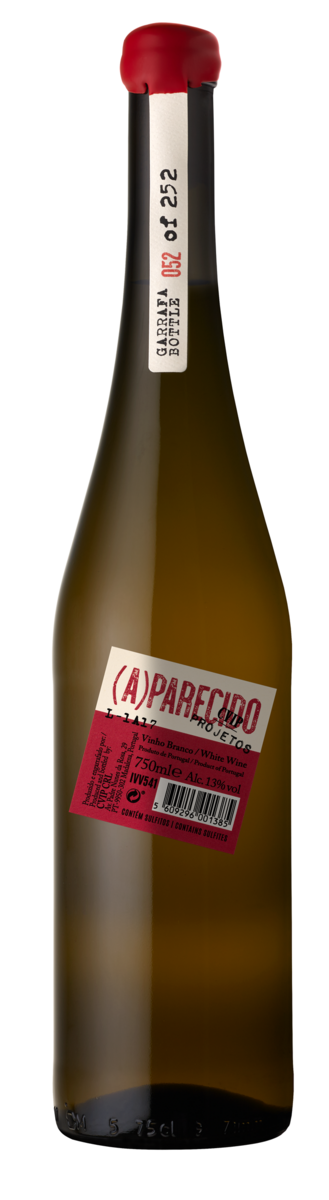 Cooperativa Vitivinícola da Ilha do Pico. (A)parecido 2017. Arinto dos Açores. Edição limitada a 252 garrafas. Preço recomendado: €100.