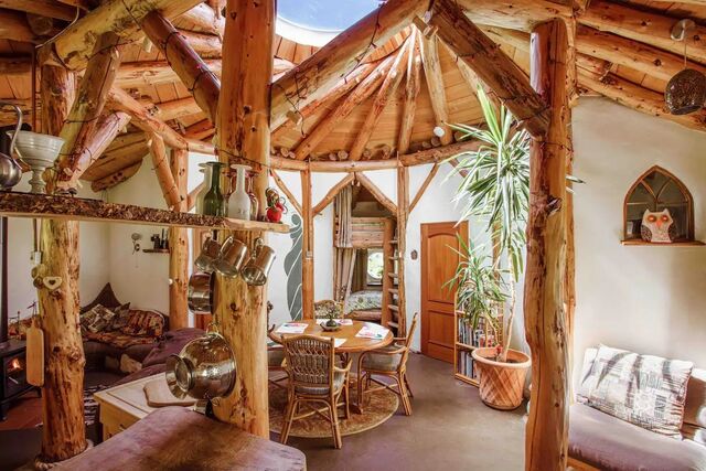 Uma casa de hobbits na Escócia.