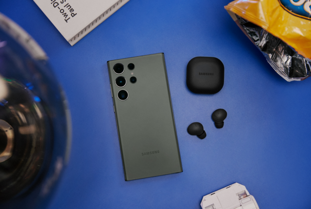 Recorrendo aos earbuds Galaxy 2 é possível captar o som em surround, independentemente do modelo utilizado.