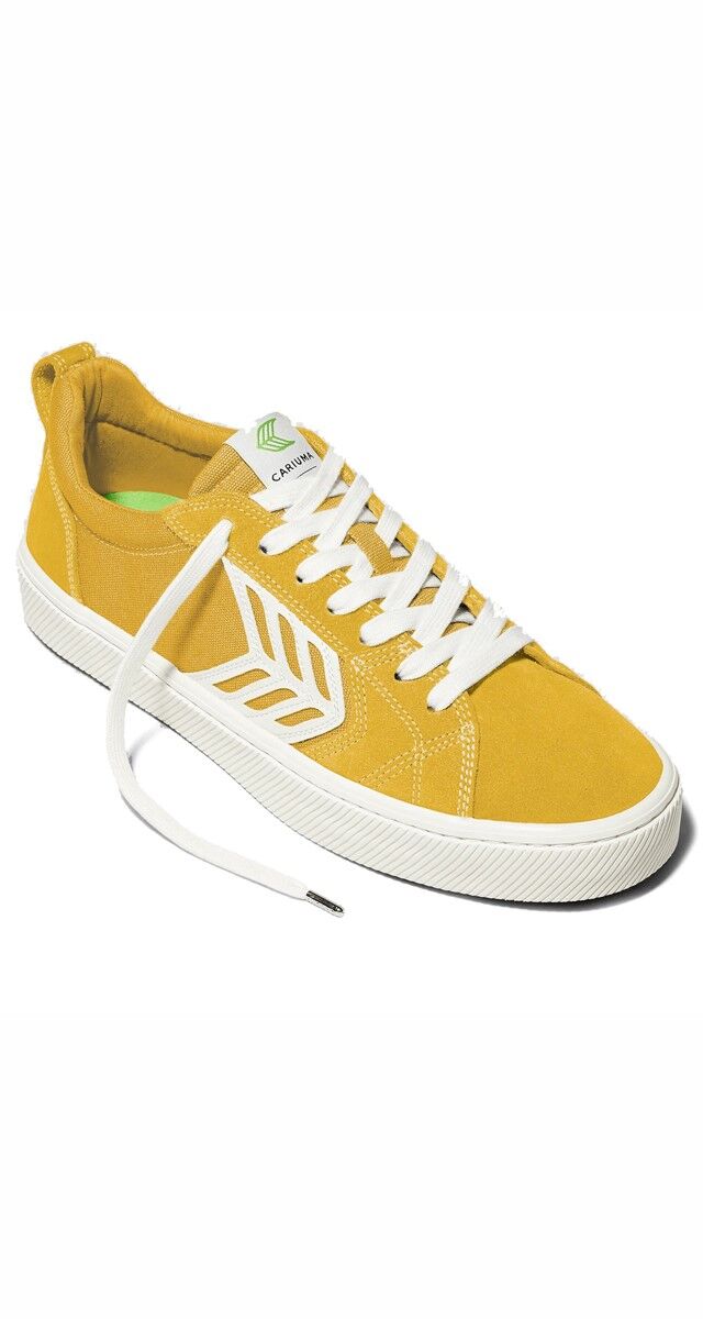 Ténis Pro Low em tela, €98, Cariuma.