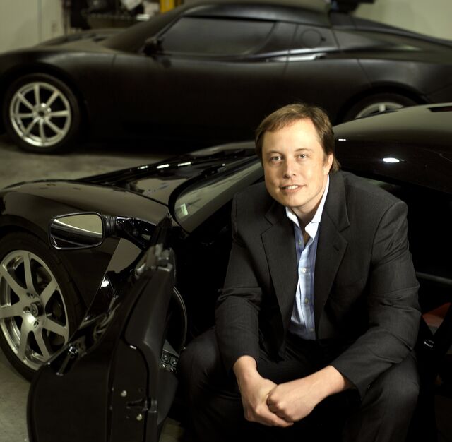 Elon Musk na sede da Tesla na Califórnia, 2006.