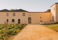 Taboadella. A quinta, a casa, a adega e o vinho