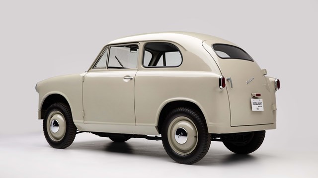 1969, 14 Jahre nach seiner Markteinführung, stellte Suzuki die Produktion der Suzulight ein.