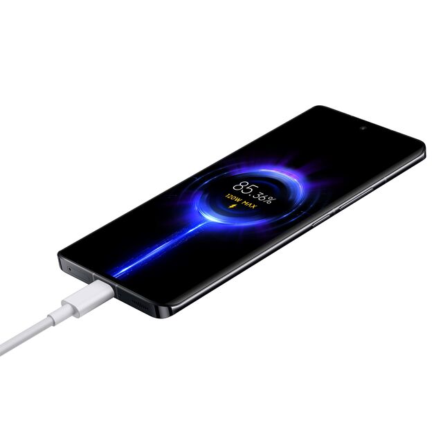 O novo Xiaomi 13 apresenta uma velocidade de carregamento da bateria que se destaca, e bastante, pela rapidez. O carregamento pode demorar apenas 20 minutos.