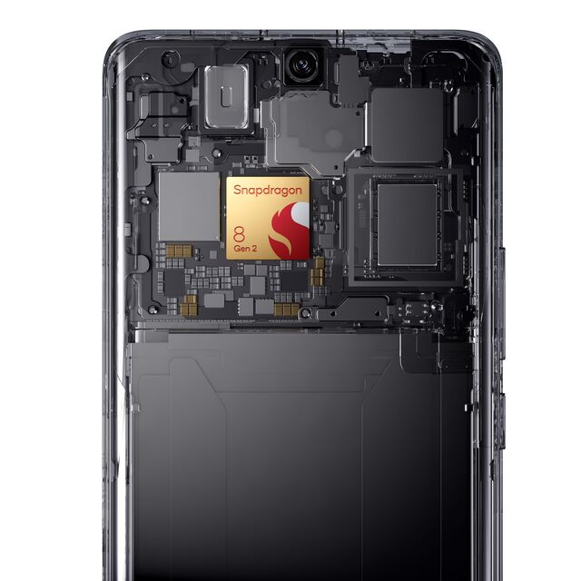 Esta equipado com um processador da Snapdragon 8 de 2ª geração.