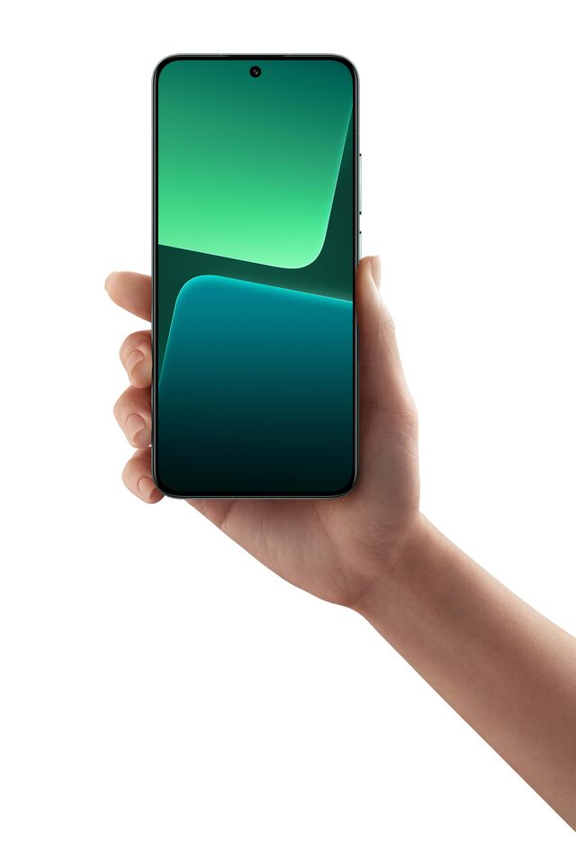 Está disponível na versão 13 e 13Pro.