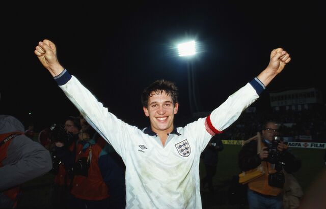 A celebrar a qualificação para o Euro 92.