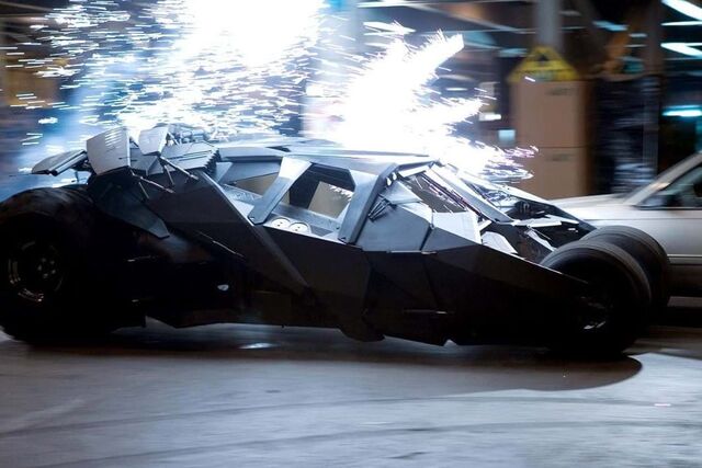 4. Christopher Nolan: 83 veículos.