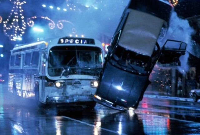 7. Richard Donner: 61 veículos.