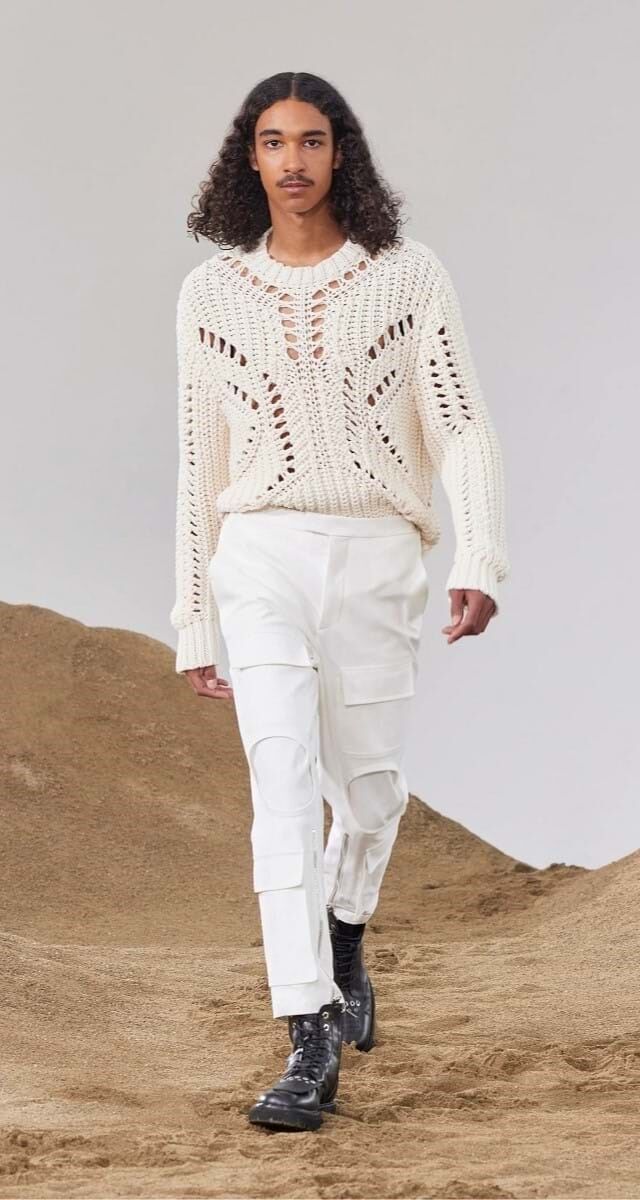 1. Cargo: Neil Barrett.